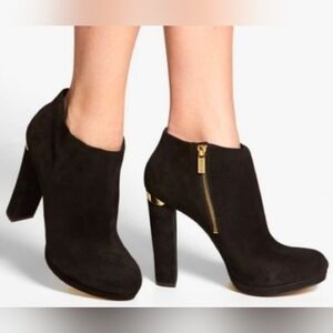 Michael Kors Suede heels.  7M